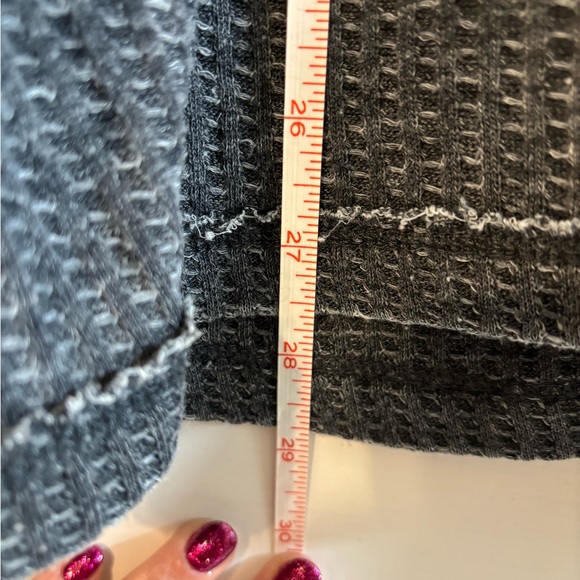 True Craft 2X long sleeve faded fringe tunic, plus size - Picture 4 of 5